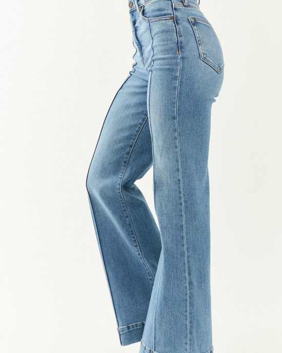 Hidden Medium Wash Bootcut High Rise Stretchy Jeans